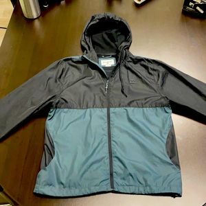 Billabong - black windbreaker, Size M in mens
